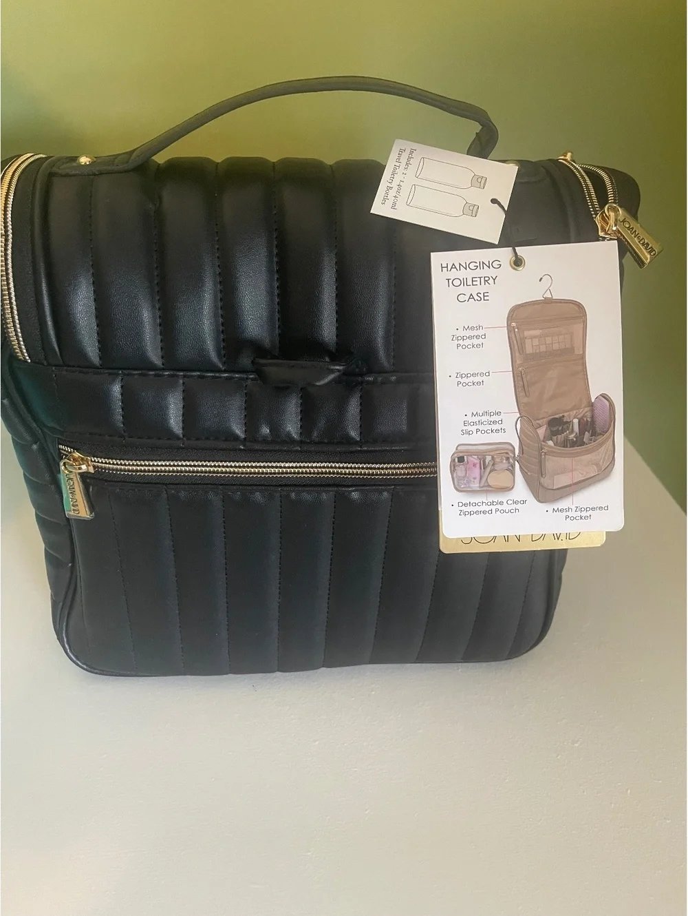 Joan&david hanging toiletry bag